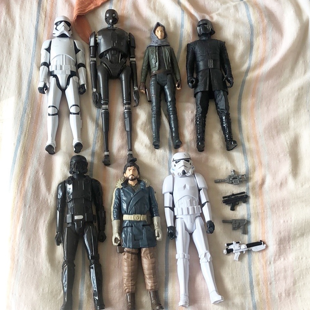 8 Star Wars toys / figurines